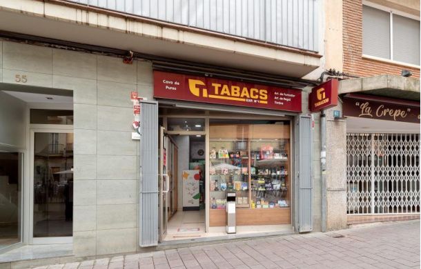 WOW-ESTANCO-RAMBLA-FACHADA-768x513